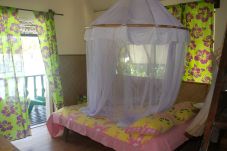 Bungalow a Rotoava -  FAKARAVA- Fare breeze lagoon en 1/2 pension