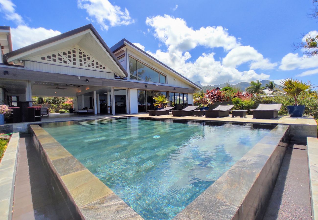 Villa de Luxe à louer à Moorea, La ville de luxe à louer