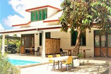 Maison à Fare - HUAHINE - Ninamu Pool Full House + voiture