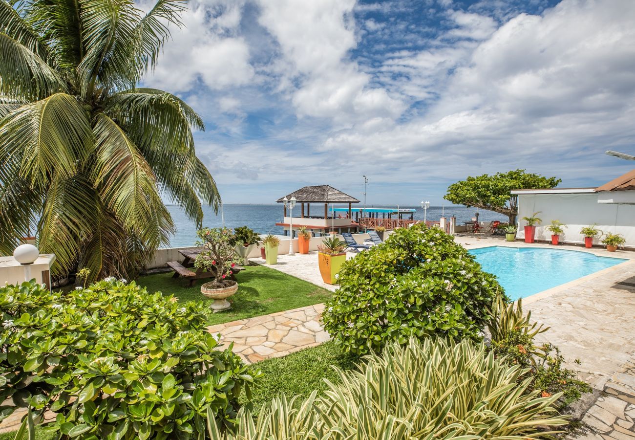 Bungalow à Papara - TAHITI - Bungalow Tiamao Auti Bungalow à Papara - TAHITI - Bungalow Tiamao Auti