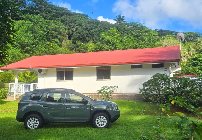  à Huahine-Nui - HUAHINE - Fare Teakavehere Tipanier + voiture