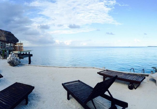 Bungalow à Avatoru - RANGIROA - Fare lagon  Bungalow à Avatoru - RANGIROA - Fare lagon