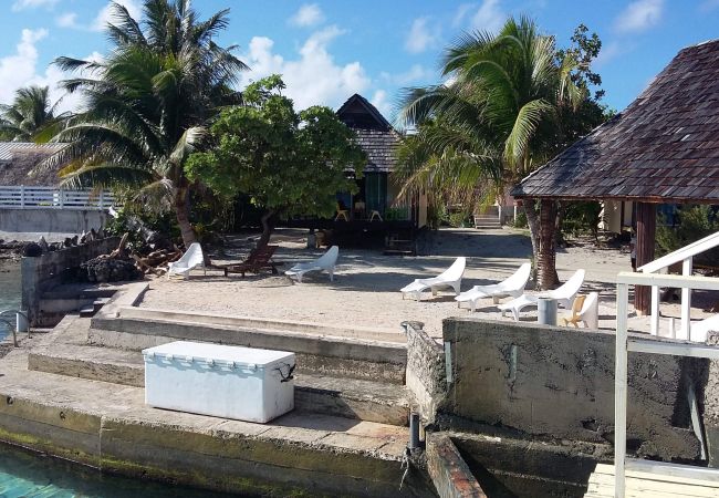 Bungalow à Avatoru - RANGIROA - Fare lagon  Bungalow à Avatoru - RANGIROA - Fare lagon