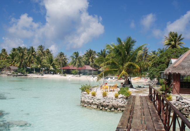 Bungalow à Rotoava - FAKARAVA-  Fare Breeze Plage double en 1/2 pension Bungalow à Rotoava - FAKARAVA-  Fare Breeze Plage double en 1/2 pension