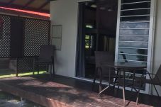 Bungalow à Rotoava - FAKARAVA-Fare Breeze Plage family-en 1/2 pension