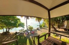 Bungalow à Rotoava - FAKARAVA-Fare Breeze Plage family-en 1/2 pension