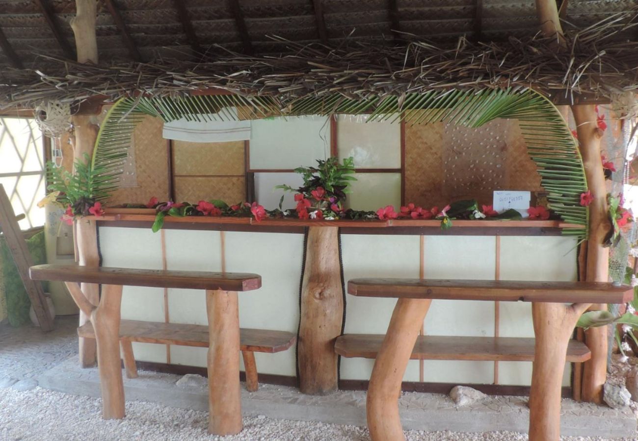 Bungalow à Rotoava -  FAKARAVA- Fare breeze lagoon en 1/2 pension Bungalow à Rotoava -  FAKARAVA- Fare breeze lagoon en 1/2 pension