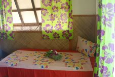 Bungalow à Rotoava - FAKARAVA- Fare veke lagoon en 1/2 pension 